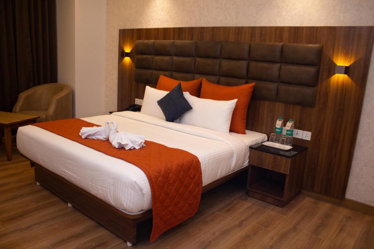 Shivas Galaxy Hotel Devanahalli Extérieur photo