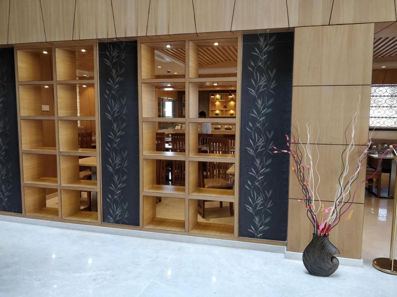 Shivas Galaxy Hotel Devanahalli Extérieur photo