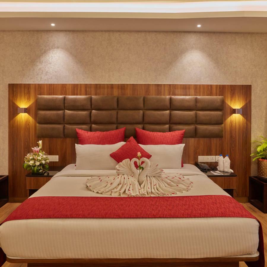 Shivas Galaxy Hotel Devanahalli Extérieur photo