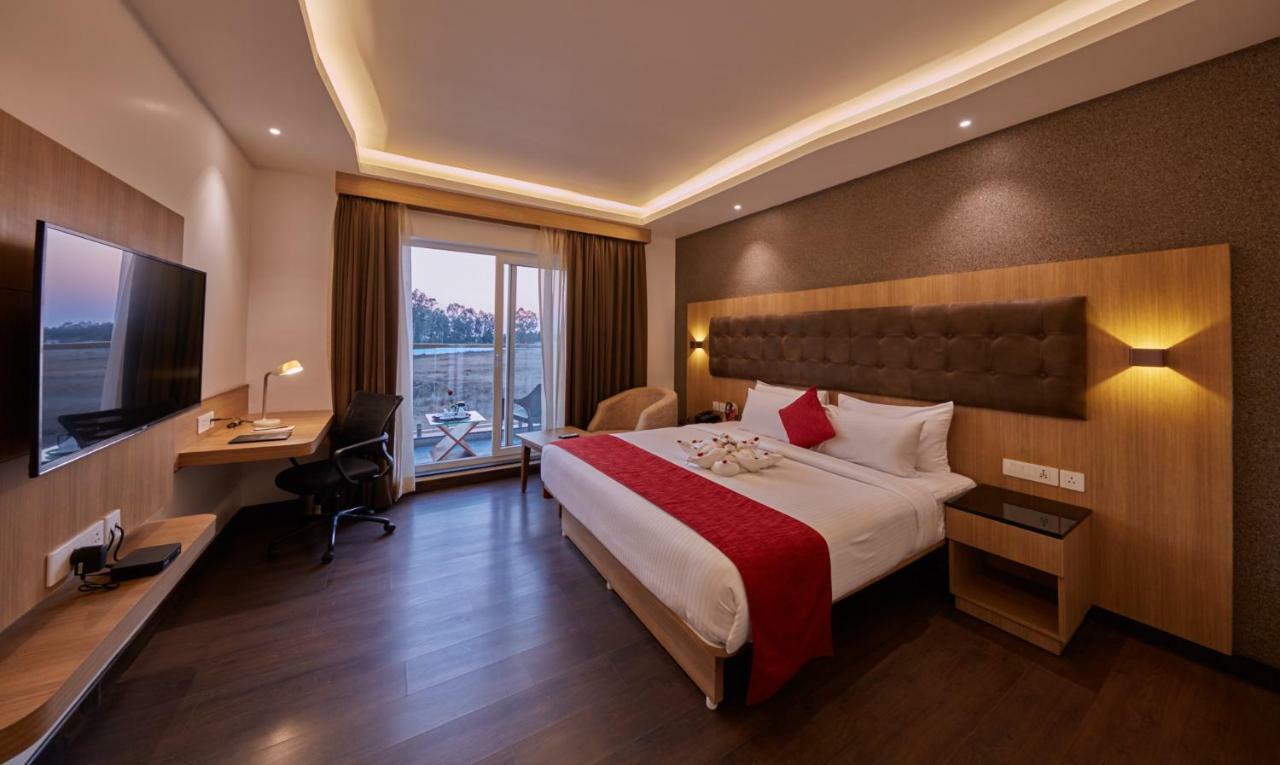 Shivas Galaxy Hotel Devanahalli Extérieur photo