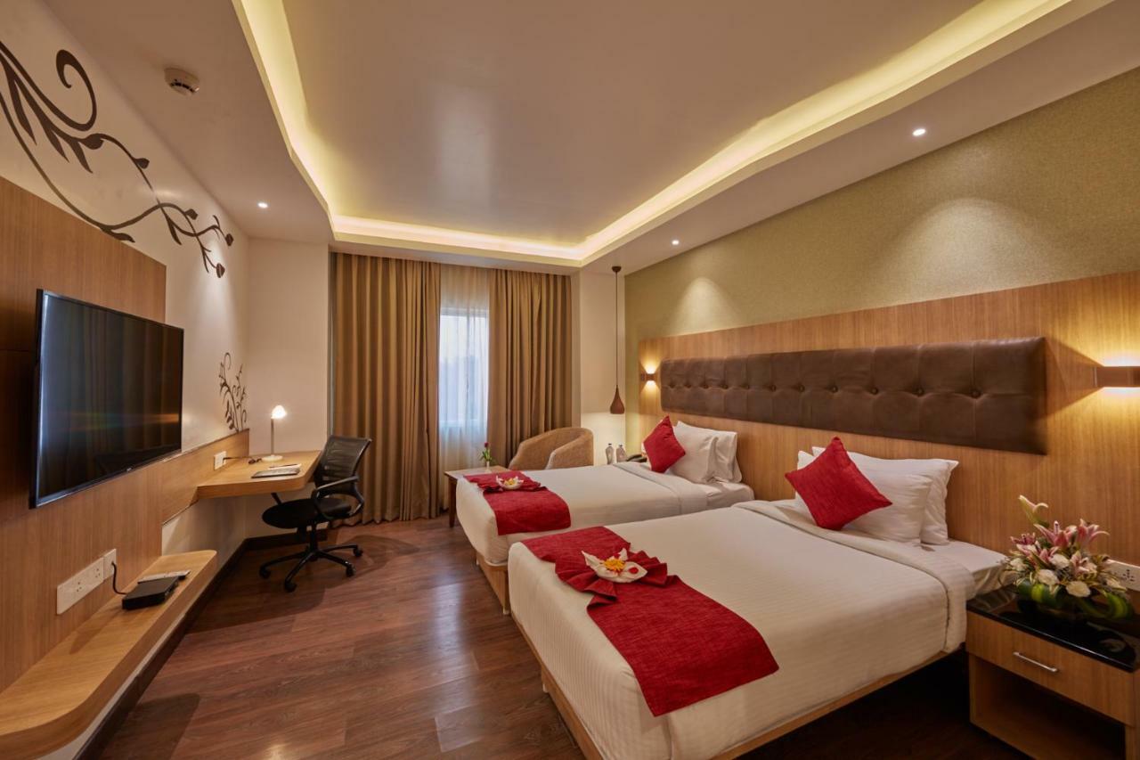 Shivas Galaxy Hotel Devanahalli Extérieur photo